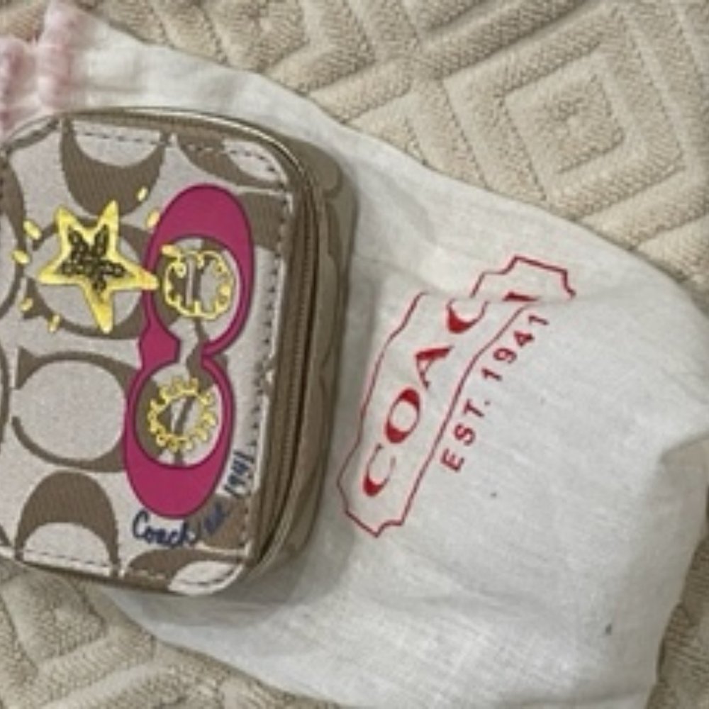 Coach NWT travel pill box